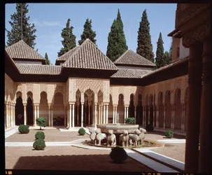 View of the Court of the Lions, main court of the Nasrid dynasty Palace of the Lions