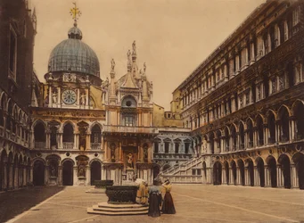 Venice: Courtyard of Palazzo Ducale