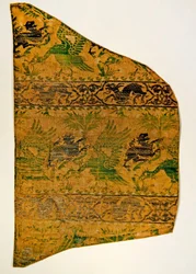 Embroidery with birds and animals