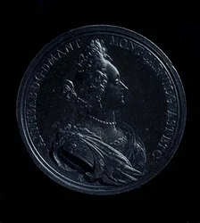 Obverse of a portrait medal of Anna Isabella of Mantua, minted 1698