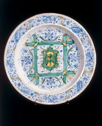Plate with the Rampant Lion, Cafaggiolo manufacture