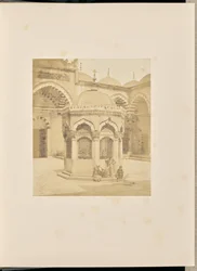 Ablution fountain in the courtyard of the New Mosque