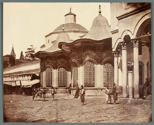 Fountain of Sultan Mahmoud, Tophane
