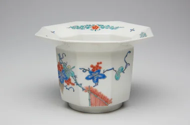 Cup, late 17th-early 18th century