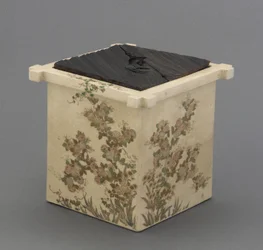 Satsuma Ware Tea-Ceremony Water Jar in the Shape of a Well Curb