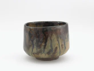 Tea bowl named Ochiba (Fallen Leaves), Edo period, early 17th century