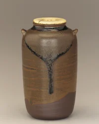 Tea caddy with two lugs, Koishibara, Edo period