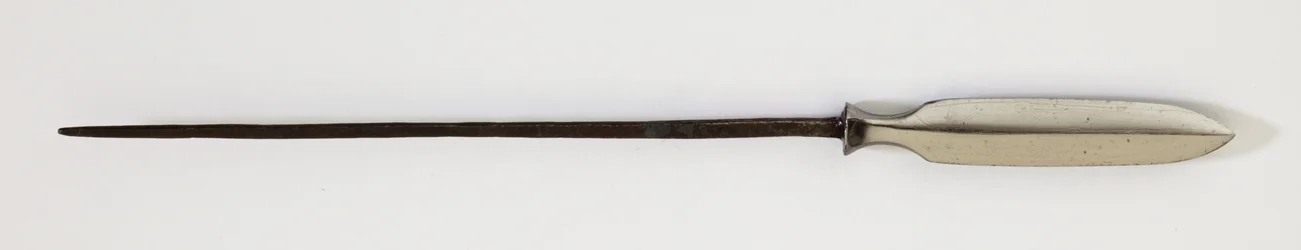 Yanone (Arrowhead) of Yanagi-Ha (Willow Leaf) Form