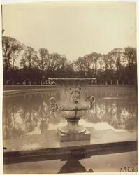 Versailles, Neptune Basin