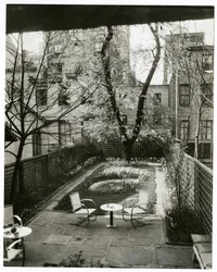 Garden of Mrs. W. H. Wells, 265 W 11th