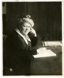 Jane Martin, advertiser, c.1905-20