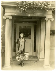 Mabel Herbert Urner, author of Helen & Warren ready for trip to Europe, c.1905-40