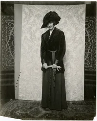 Red Velvet Suit with Accordion Pleated Skirt, Arnold & Constable, c.1905-18