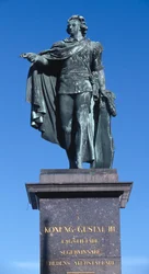 Statue of King Gustav III, sculpted in 1799 in memory of the king who was murdered in 1792, Gamla Stan, The Old Town, Stockholm, Sweden