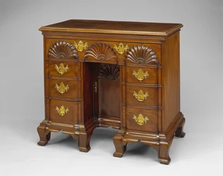 Bureau Table
