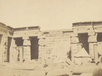 Medinet Habu, Second Court