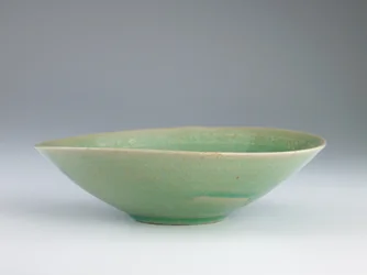 Bowl with Inlaid Decoration of Paired Fish