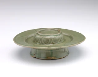 Cup stand, 12th-mid 13th century