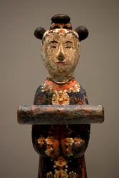 Decorative figure of a grave