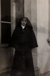 Album of the First World War in Friuli-Venezia Giulia: portrait of the Red Cross nurse Elena Bianconcini at Villa Brazzà, home to 17 of the Hospital of war in Soleschiano Manzano