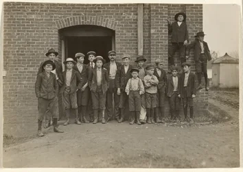 Noon Hour, King Mfg. Co., Augusta, Georgia