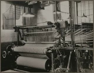 A Jacquard Wire Loom