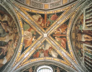Chapel of Santa Corona vault in church of Santa Maria delle Grazie