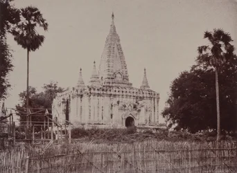 Thayet Myo: Pagoda on the South of Cantonment