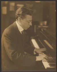 Homer Grunn at the Piano
