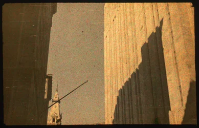 Color photograph of city buildings with Autochrome Lumière and a 35mm camera