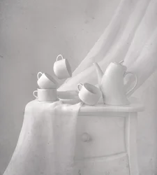 Floating White Tea