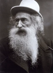Half-length portrait of the elderly sculptor Vincenzo Gemito