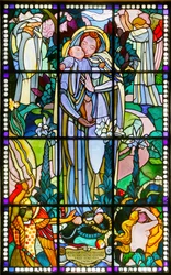 Virgin and child stained glass (Maurice Denis museum, Saint Germain en Laye, France)