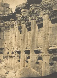Colonnade Intérieure du Naos du Temple de Jupiter, à Baalbek Héliopolis