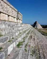 Governor palace and pyramid of the magician, 6th century