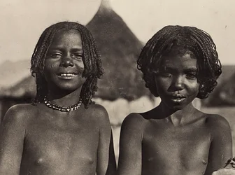 Building an Empire in the Fascist age: Maria girls in Eritrea, 09/05/1936