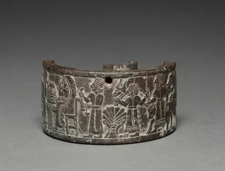Banquet Pyxis, 800-750 BC
