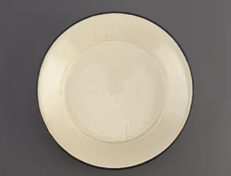 Ding Ware Dish with Incised Decoration of Ducks