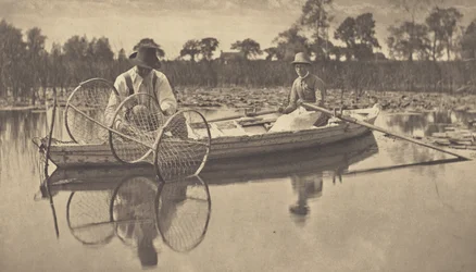 Setting the Bow-Net