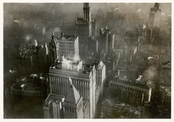 Aerial photo of downtown Manhattan, taken from the LZ 127 Graf Zeppelin, New York 1928
