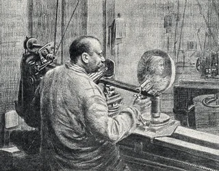 A medalist using a kind of pantograph milling machine