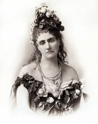 Portrait of Countess Virginia Oldoini Verasis di Castiglione (1835-1899), photo by Pierre Louis Pierson (1822-1913)