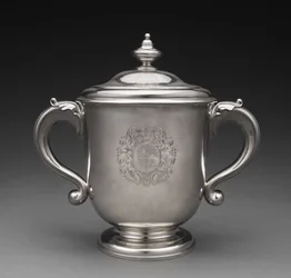 Covered cup