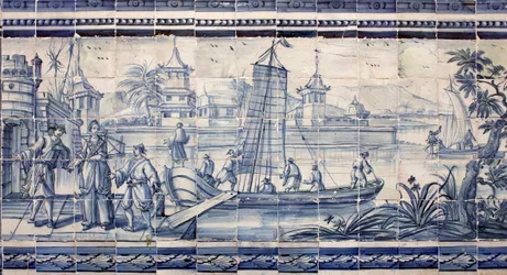 Scene on the banks of a river in Asia - Azulejos, painted faience