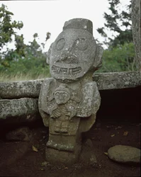 Megalithic sculpture of fertility goddess
