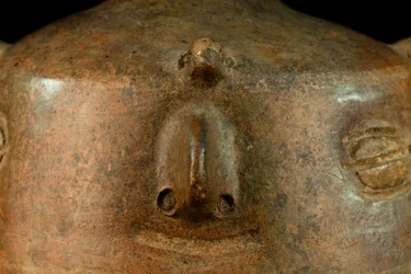 Ceramic with Anthropomorphic Decoration and Side Handle / Precolumbian Art