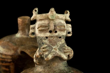 Ceramic with Double Body and Bridge Handle / Vicus Culture