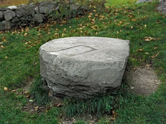 Civilization of the Camunni, Prehistory: altar of sacrifices. Period between the Neolithic and the Bronze Age