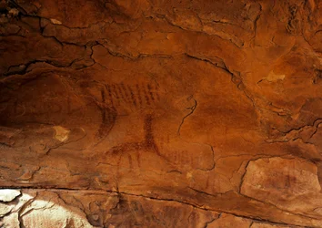 Prehistory: wall painting. Stone Age 5000-2000 BC. Taghit, Haut plateau du Hoggar (Ahaggar), Algeria