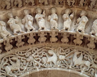 Detail of sculptures of the south portal